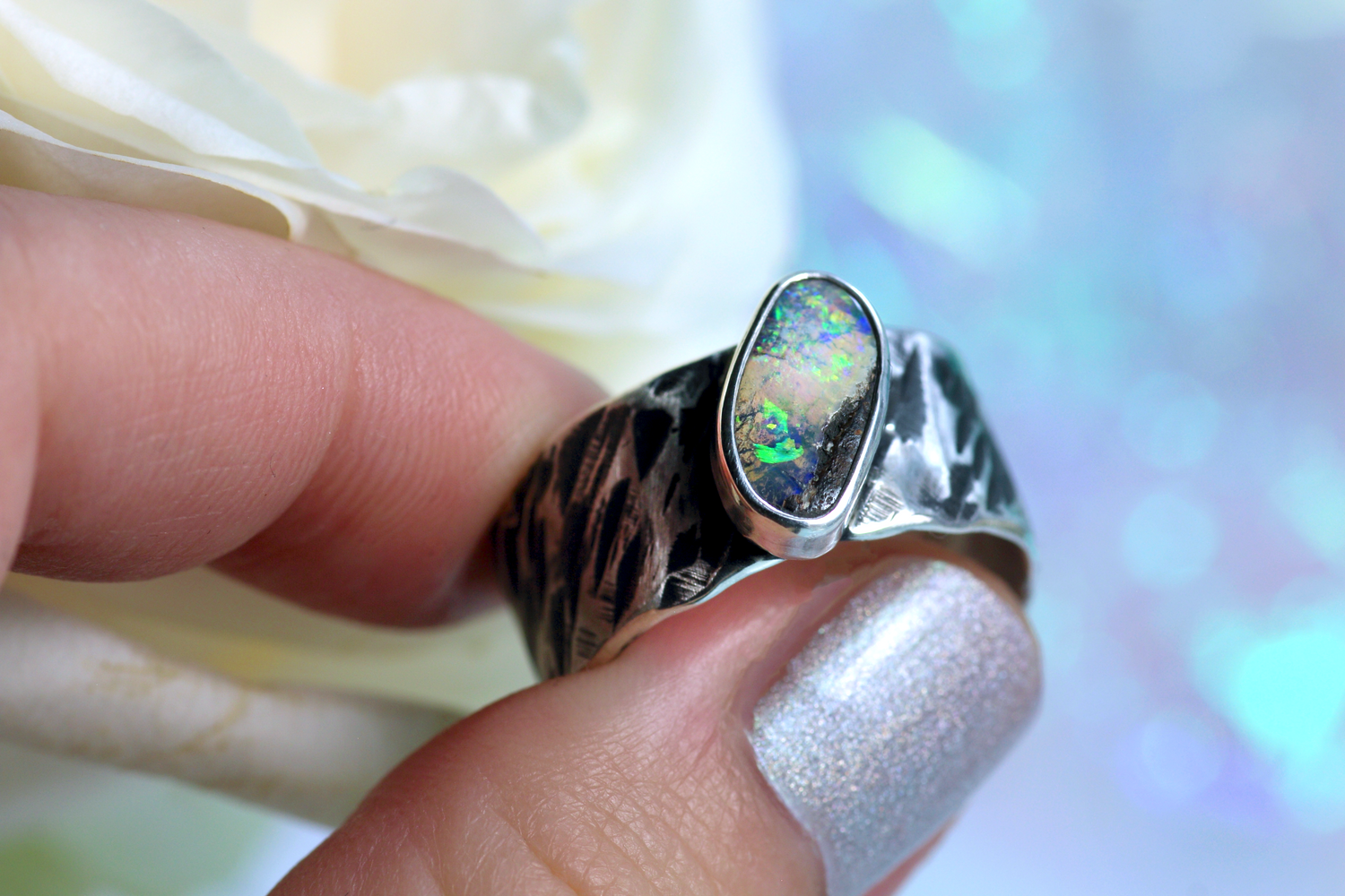 NAMIR OPALUS Boho Silberrring mit australischem Opal – Handgemachter, einzigartiger Unisex-Ring · Ringgrösse EU 63