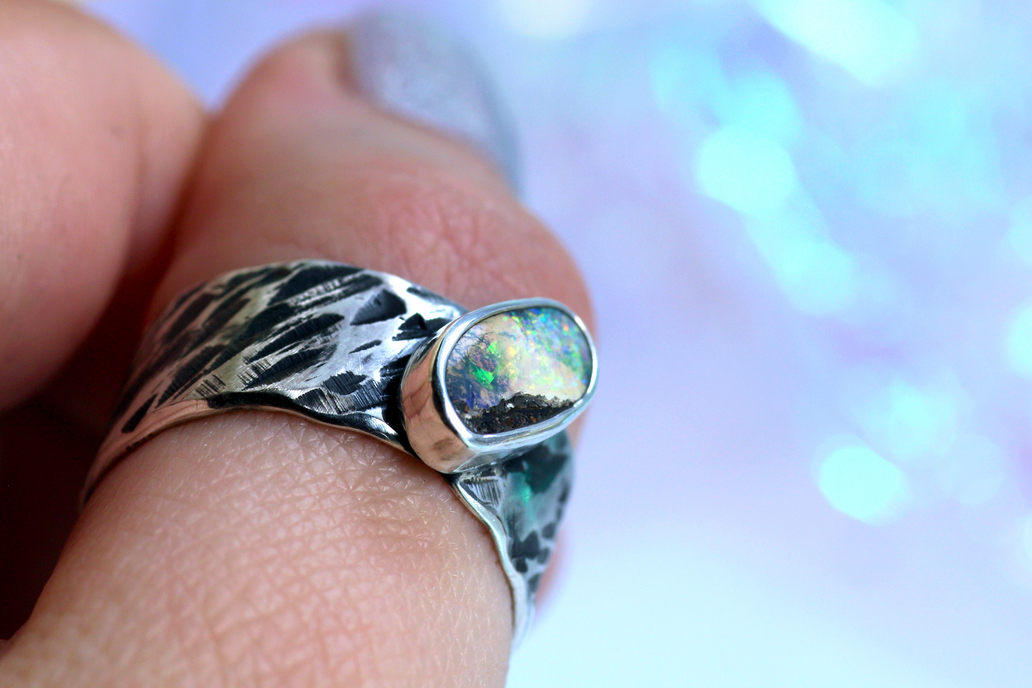 NAMIR OPALUS Boho Silberrring mit australischem Opal – Handgemachter, einzigartiger Unisex-Ring · Ringgrösse EU 63