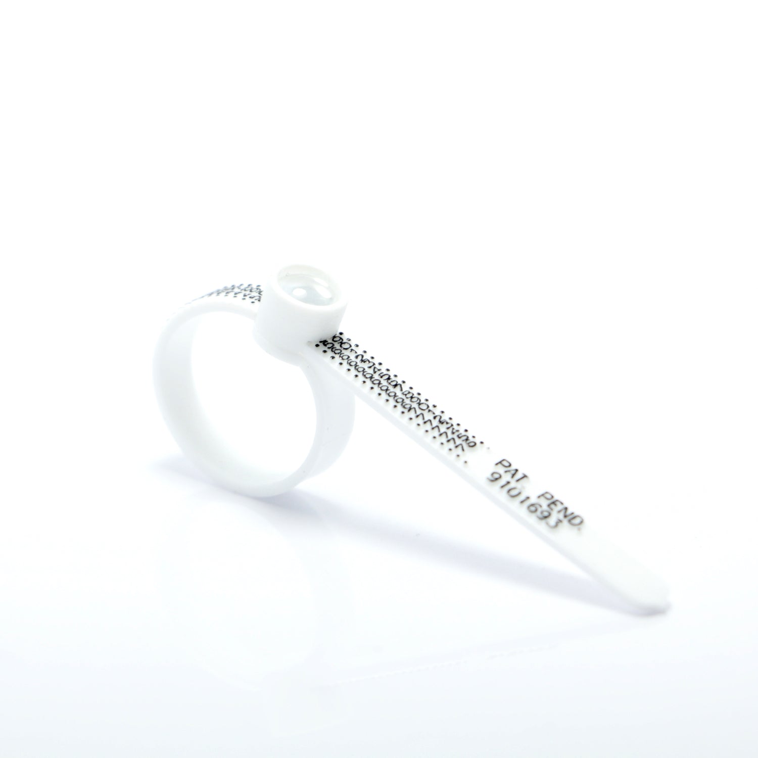 Determine ring size with Ringsizer measuring aid – EU ring measuring tape for a perfect fit