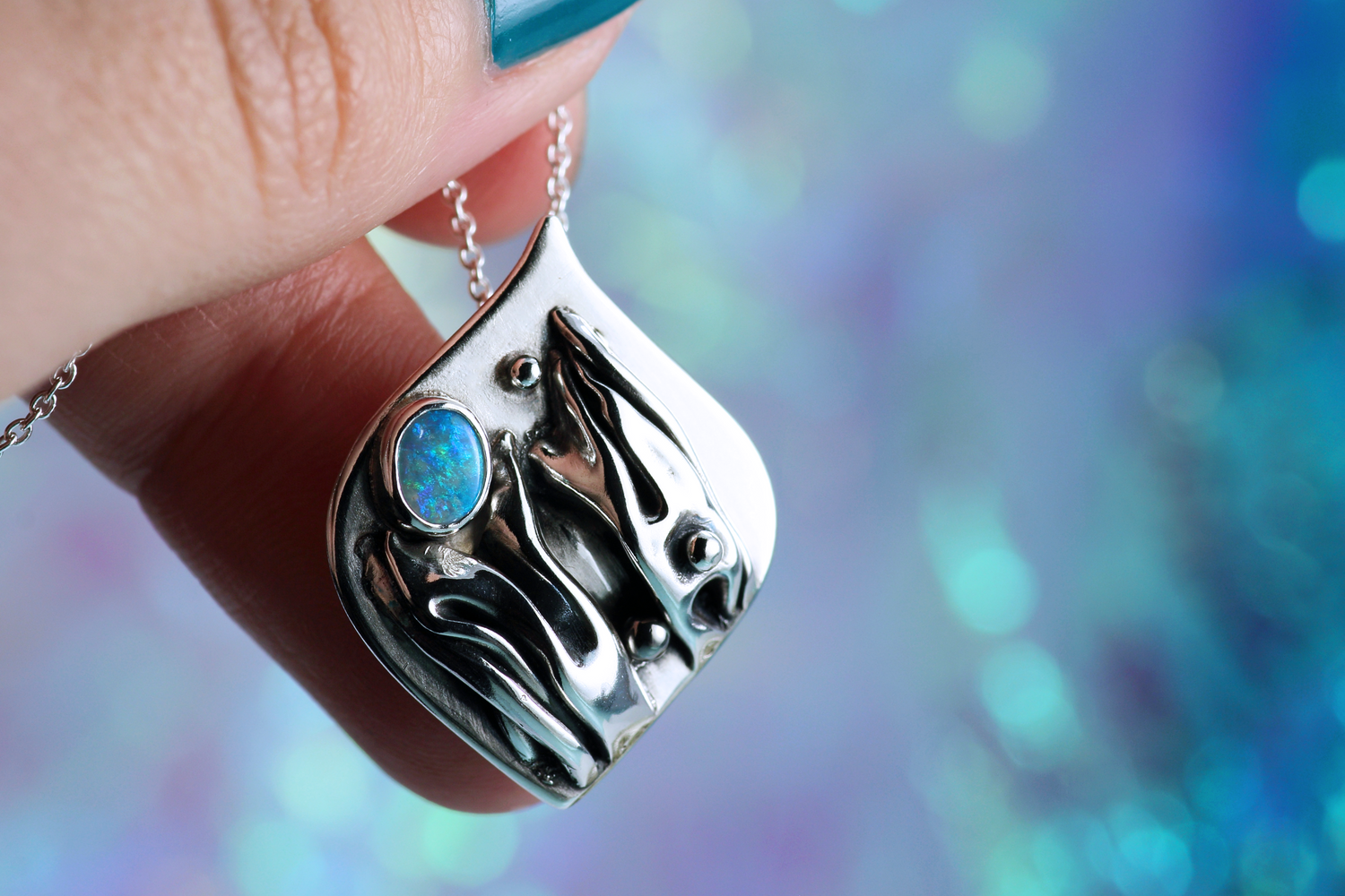 OASIS silver pendant with green-blue Lightning Ridge Opal